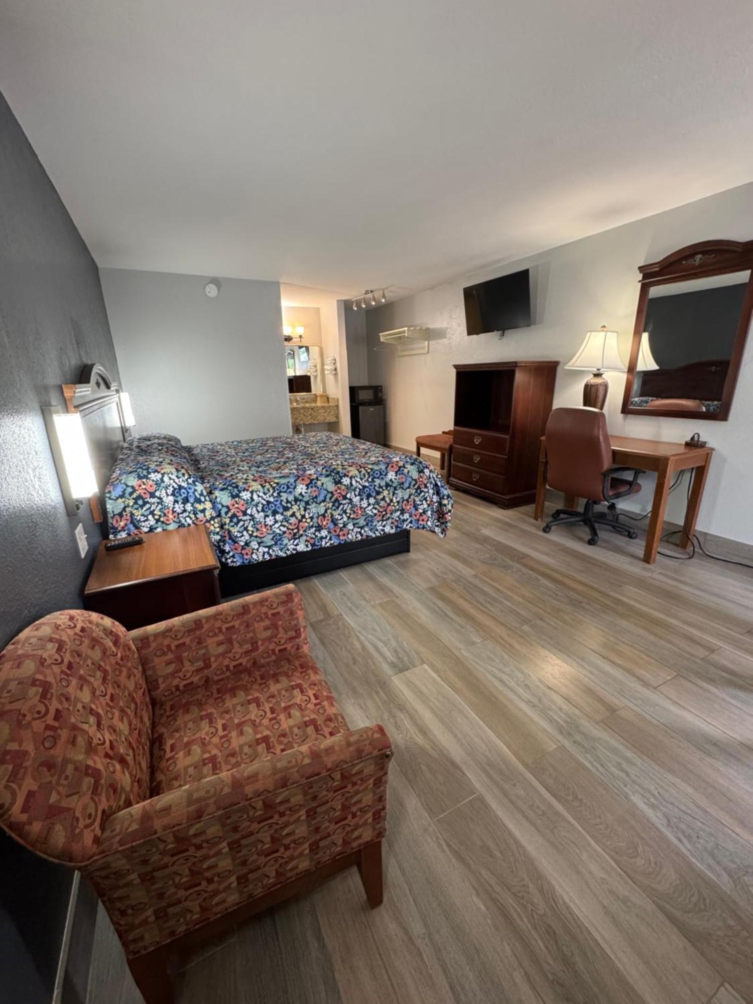 King Room,1685099800:JPEG