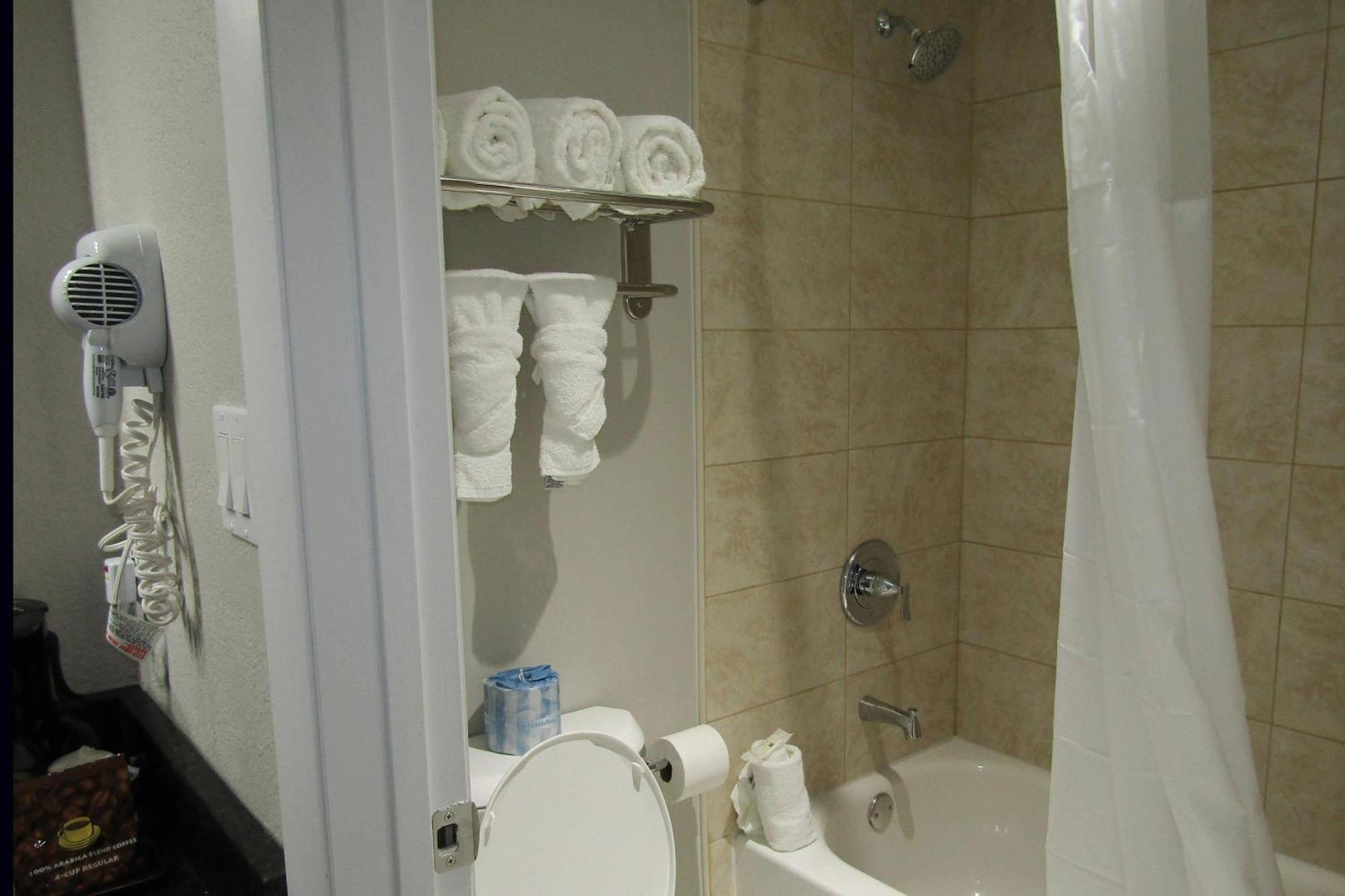 Suite with Two Double Beds - Non Smoking,1688838410:JPEG