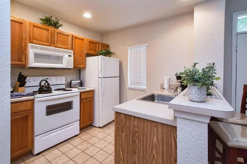 Great Location 4Bed 3Bth Townhouse With Kids Themed Room'S-1