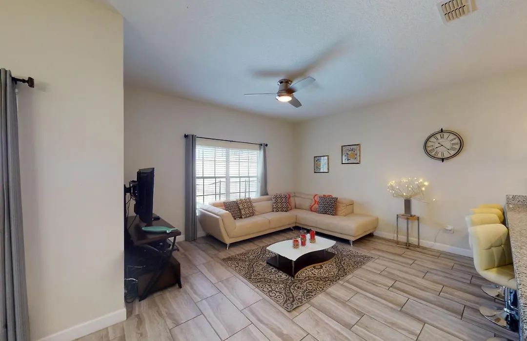 Lake View Townhouse-1