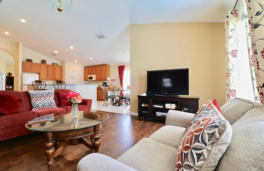 Perfect Large Gated Home W Pool Near Golf Course-1