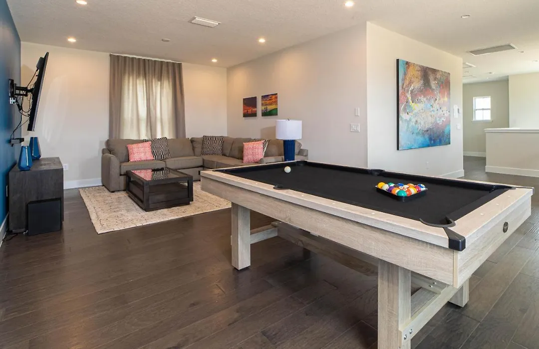 Disney's Bears Den: Luxury Pool Villa with Movie Room-1