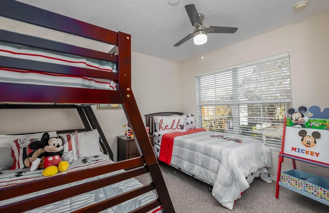 Disney Townhouse With Themed Room-1