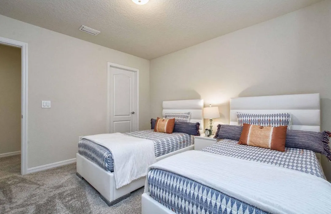 Windsor At Westside-7 Bedrooms House W-Pool-3732Ww-1