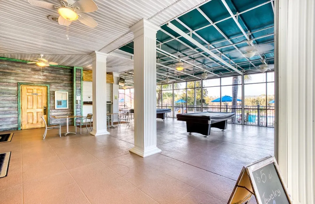 Davenport Daydreams-1