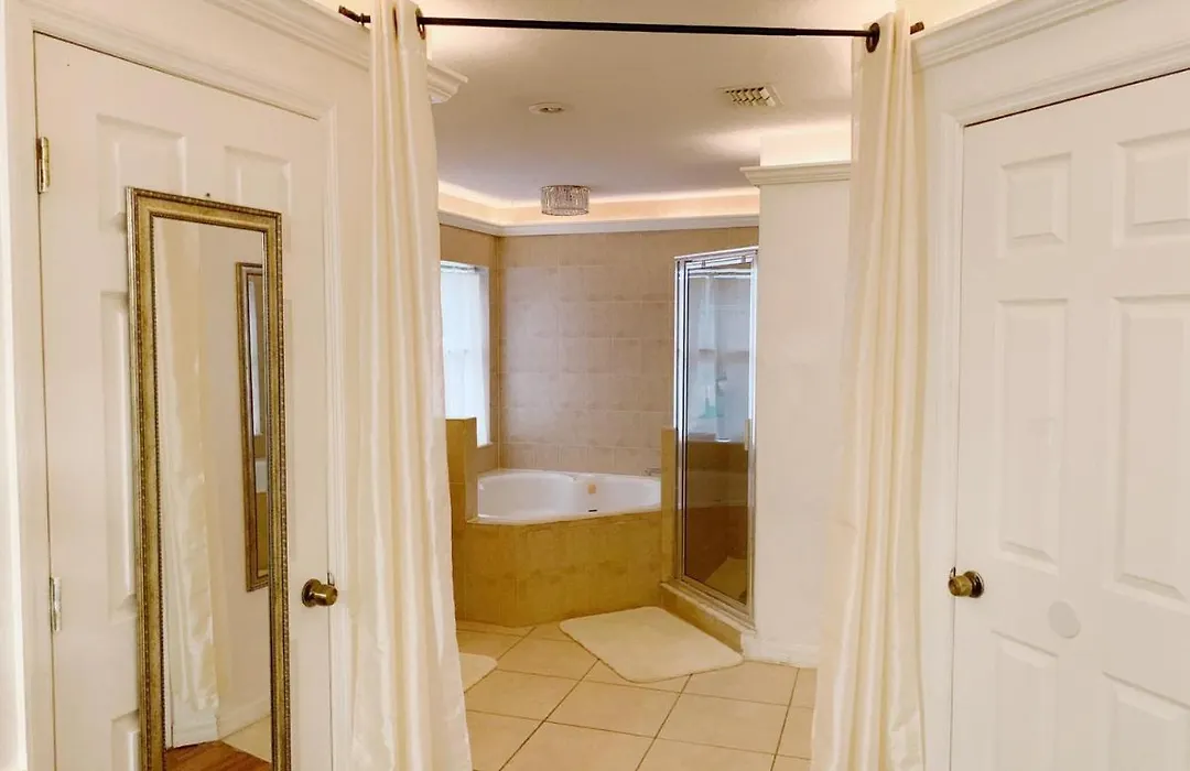 Great Home! Great Location! Pets Welcome-1