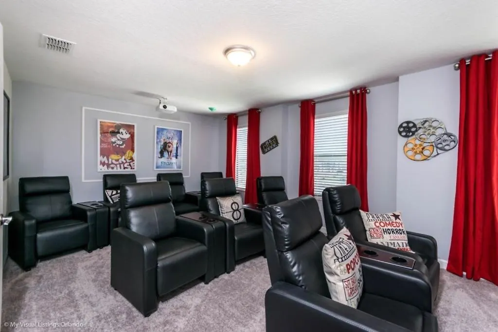 Luxury Lake View 8 Bedroom Villa With Games Room Home-1