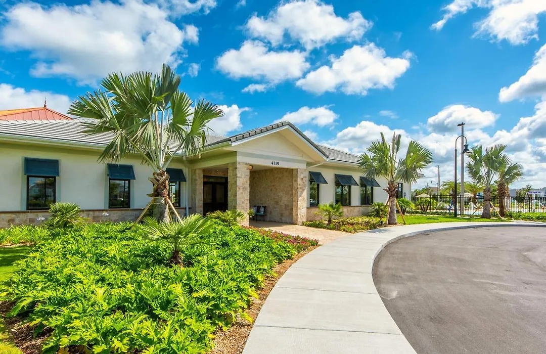 Awesome Home With Private Pool Near Disney-1