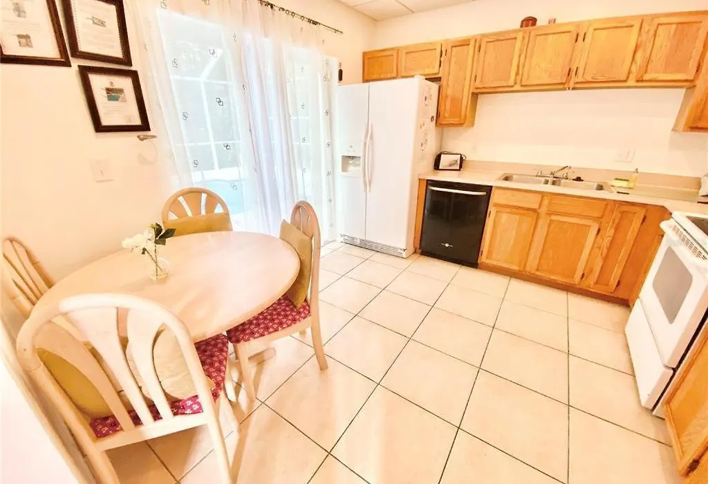 Vacation Home Near Disney 2-1
