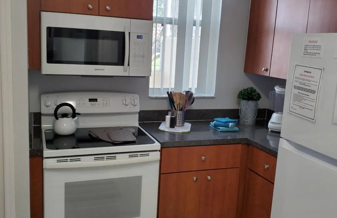 Lovely Condo Near Disney-1