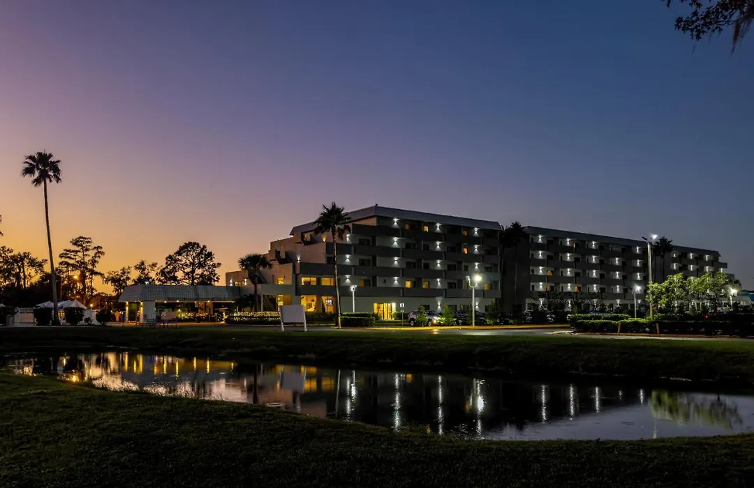 Palazzo Lakeside Hotel-1