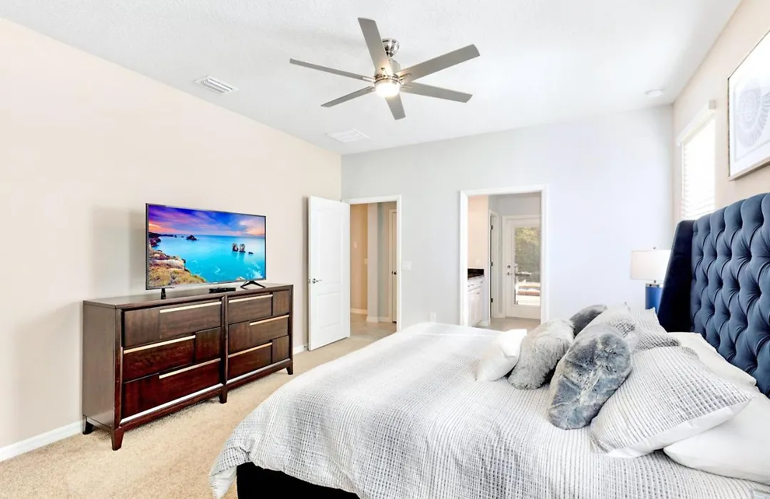 Family Resort - 8Br Luxury Mansion - Sleeps 16 - Private Pool, Hot Tub, Bbq!-1