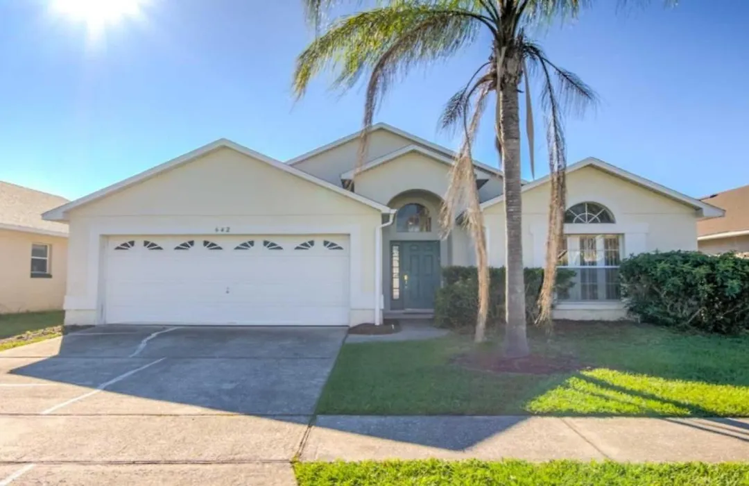 Ip60105 - Eagle Pointe - 4 Bed 2,5 Baths Villa-1