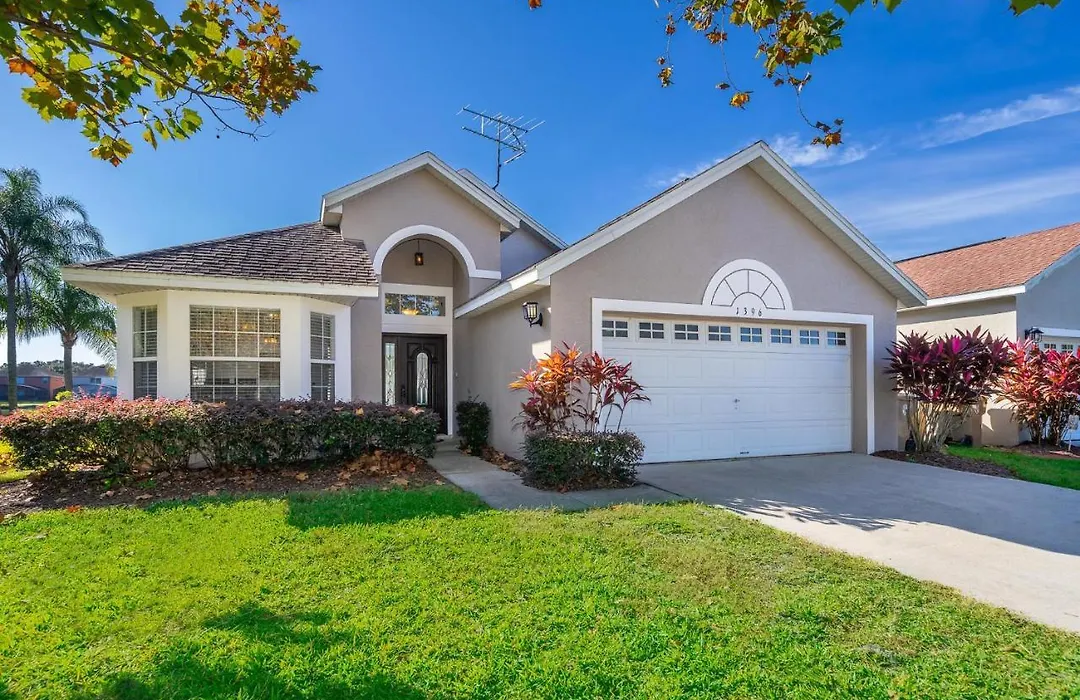 South Facing Pool With Stunning Lake View - Family Friendly Home - Nr Disney-1