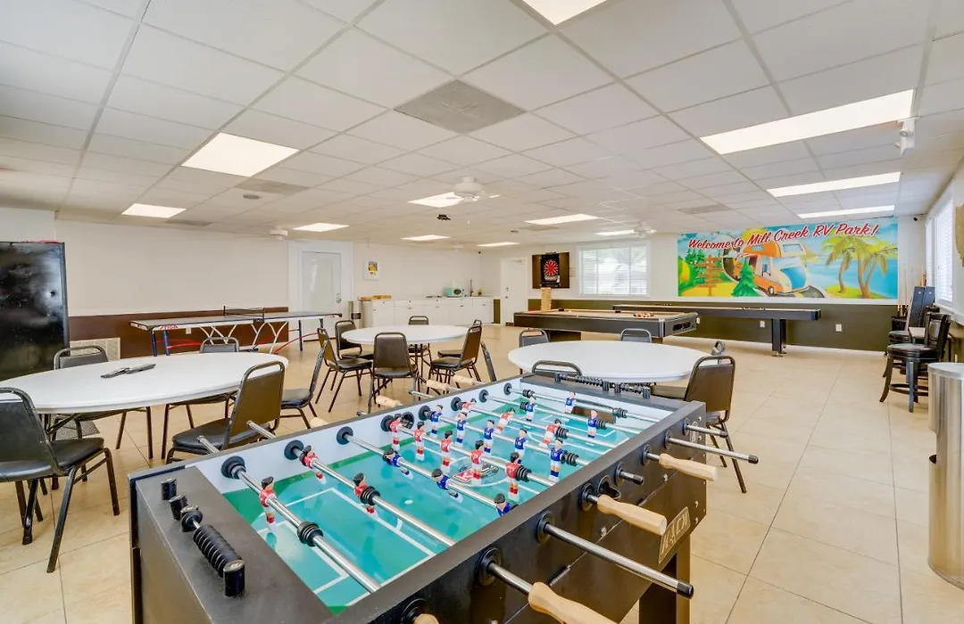 Kissimmee Getaway With Community Pool And Game Room!-1