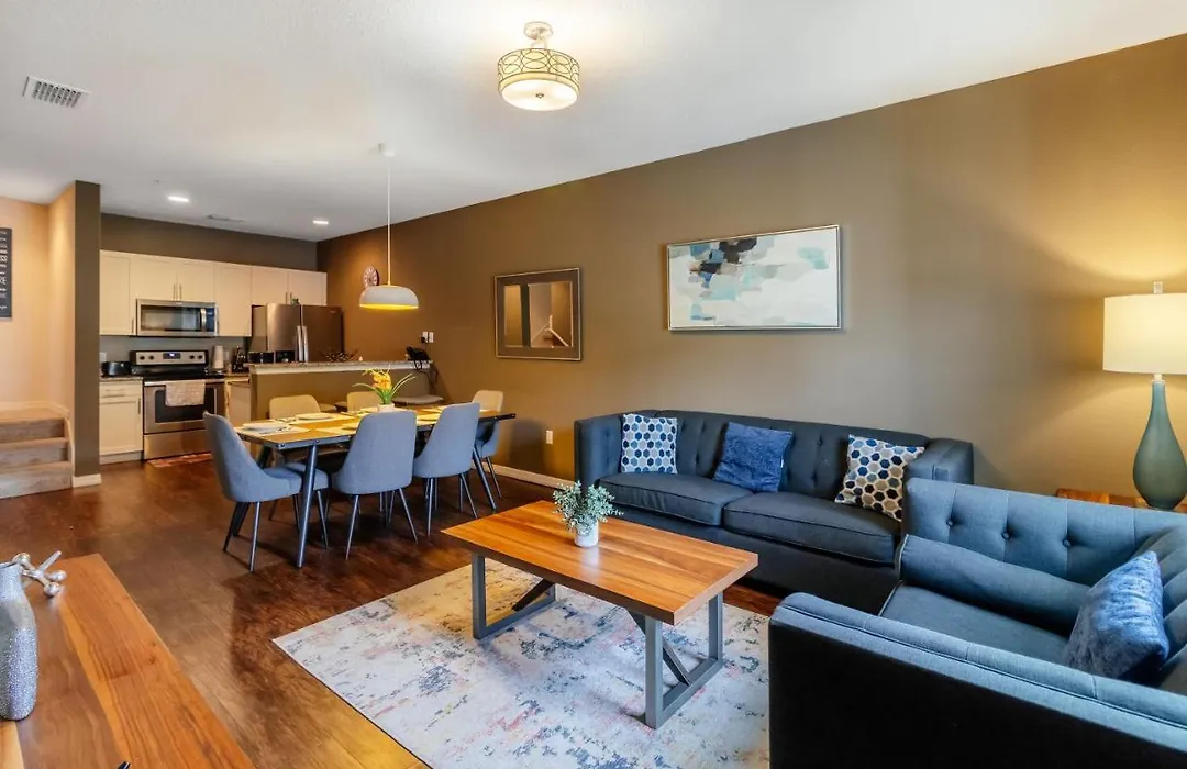 Comfy 3 Bedroom W Resort Near Disney World-1
