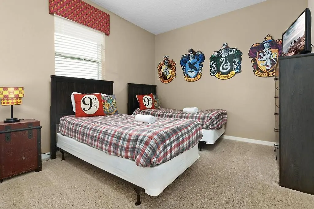 Orlando Getaway, Pool, Game Room, 15M Disney-1