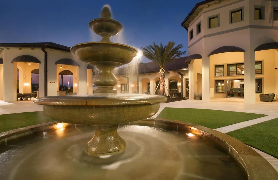 Elegant Retreat With Private Pool & Spa-1
