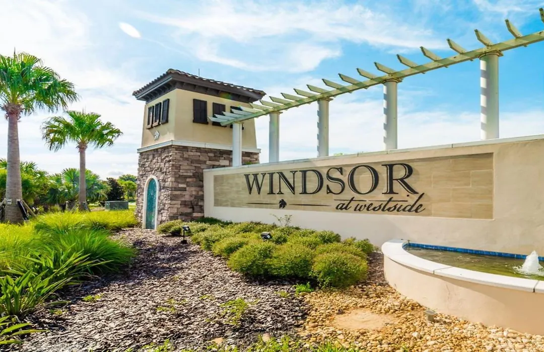 Discounted Luxury Resort Home Close To Disney!-1