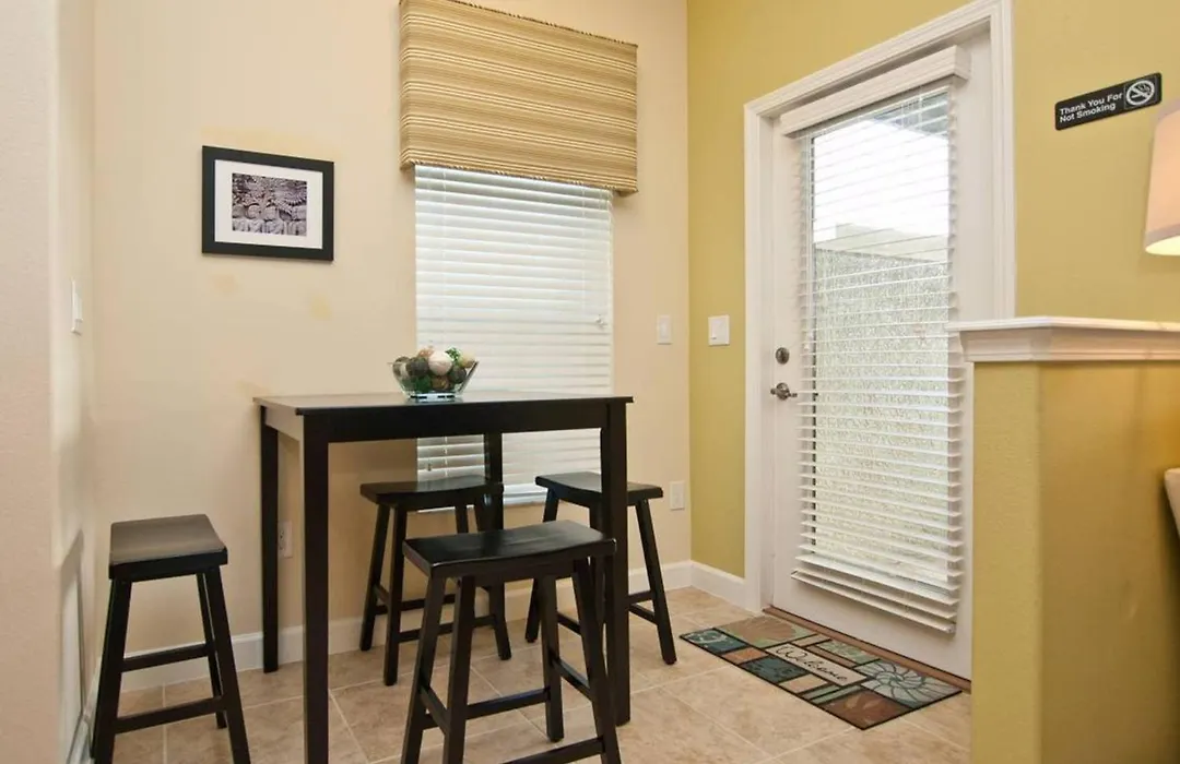 Beautiful Waterfront Townhome Wsplashpool-3024-1