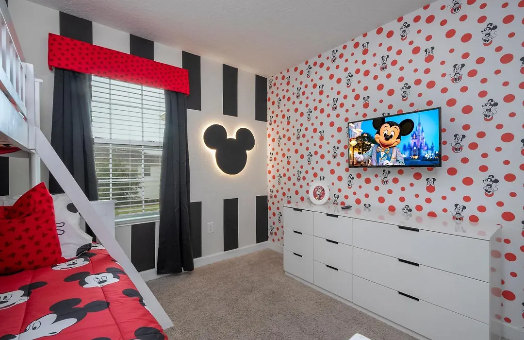 Magical Themed House Just 5 Minutes To Disney Free Bbq Pool Access-1