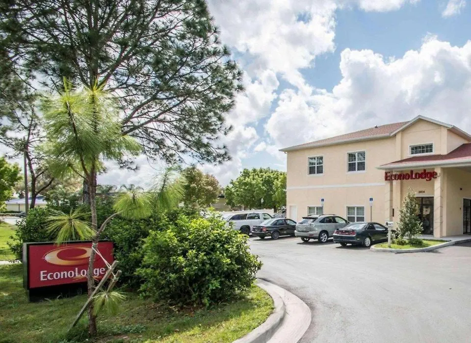 Quality Inn Kissimmee West - Lake Buena Vista South-1