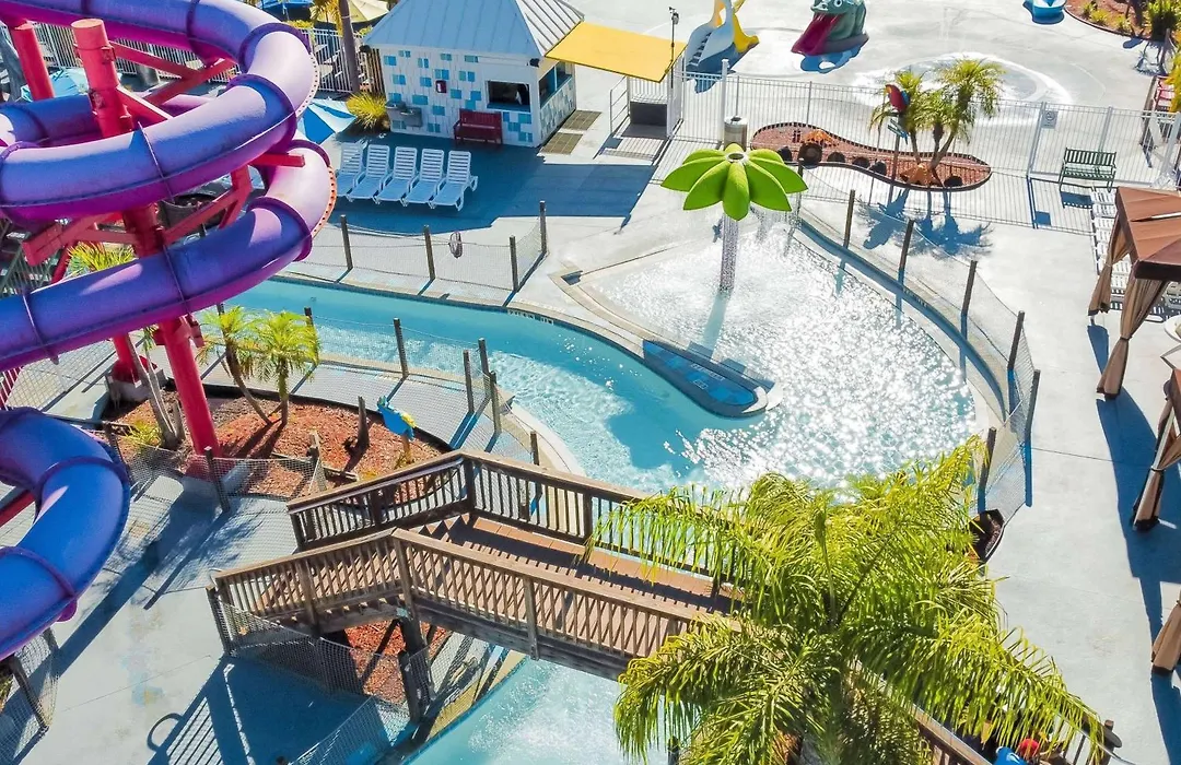 Ramada By Wyndham Flamingo Water Park-1