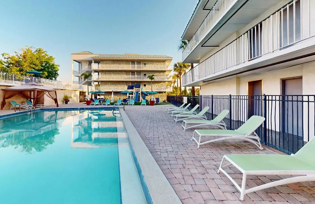 Park Royal Orlando-1