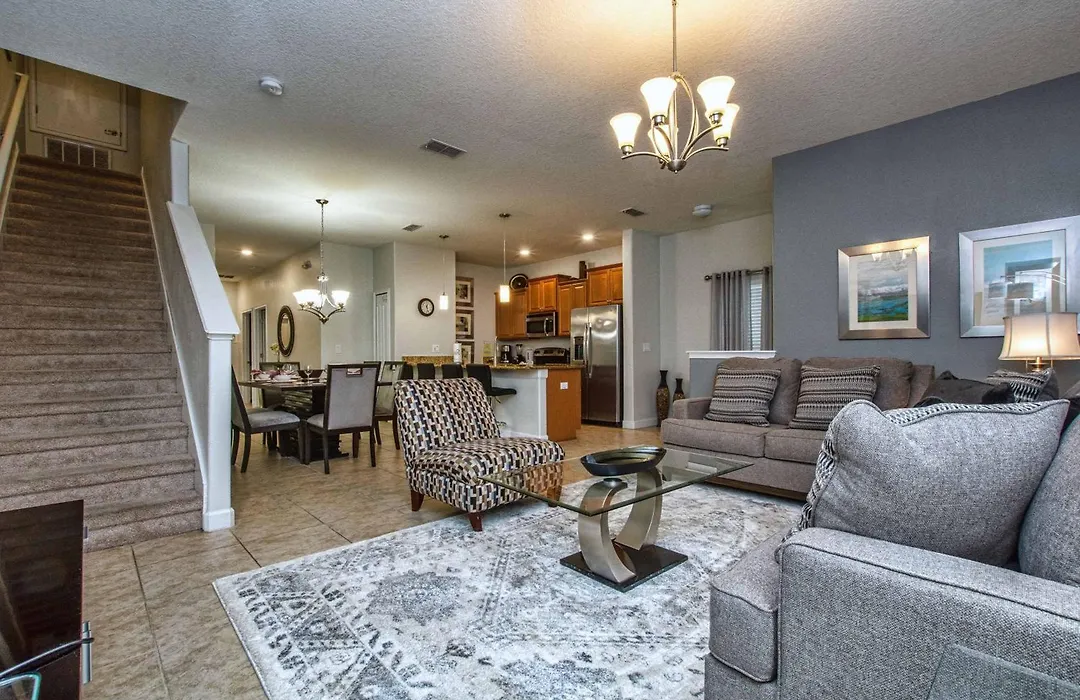 Dog Friendly Townhome Wsplashpool- 1600St-1