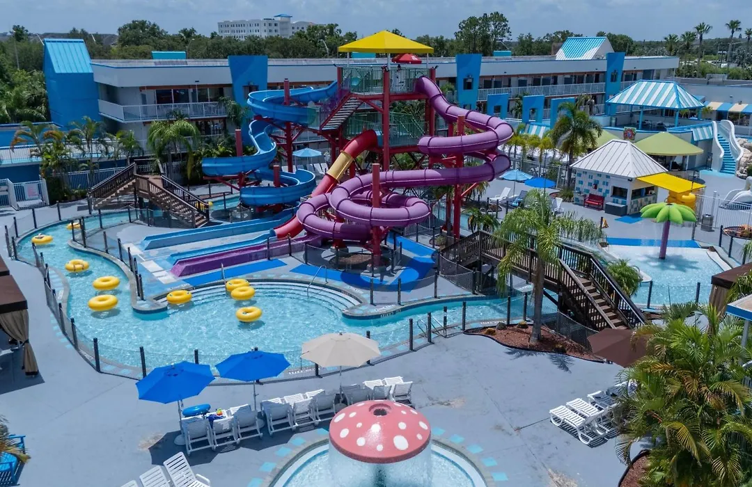 Ramada By Wyndham Flamingo Water Park-1