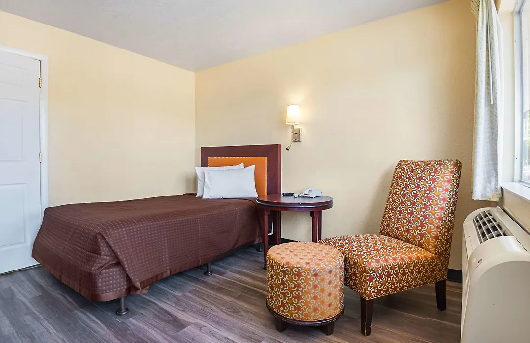 Rodeway Inn Kissimmee - Orlando Maingate West - Free Theme Park Shuttle-1