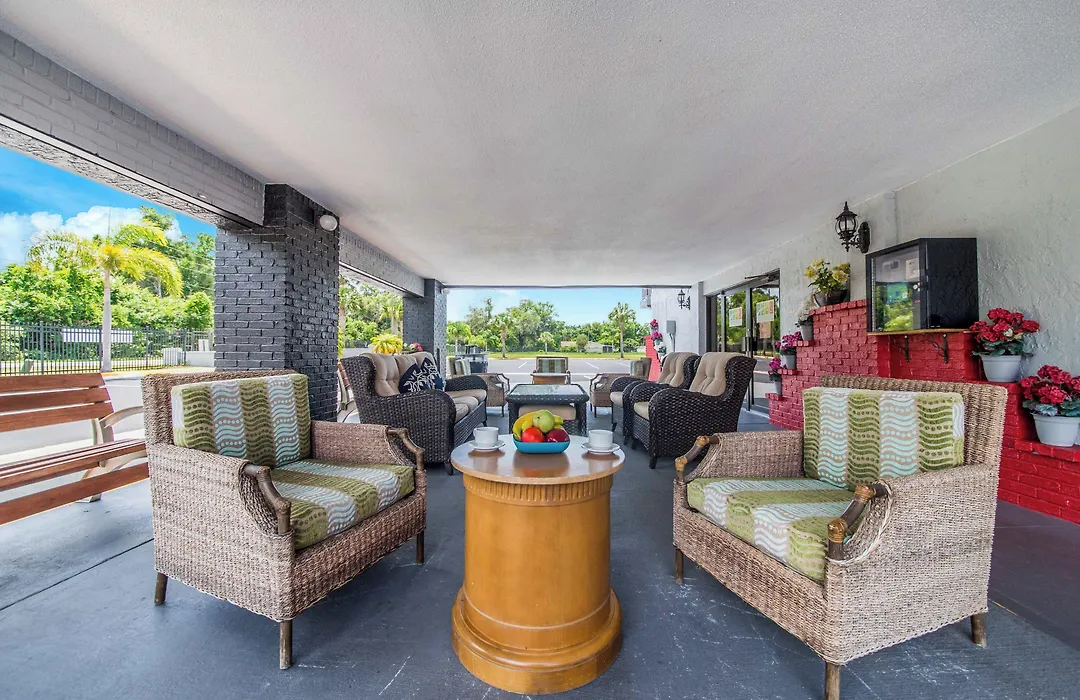 Seasons Florida Resort-1