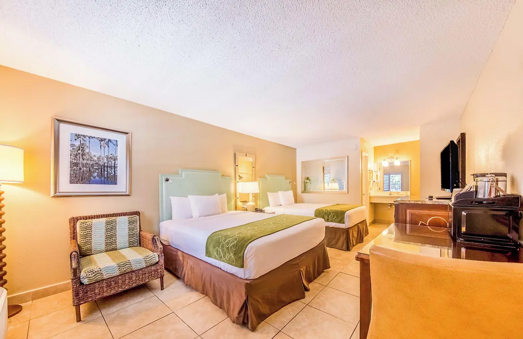 Seasons Florida Resort-1