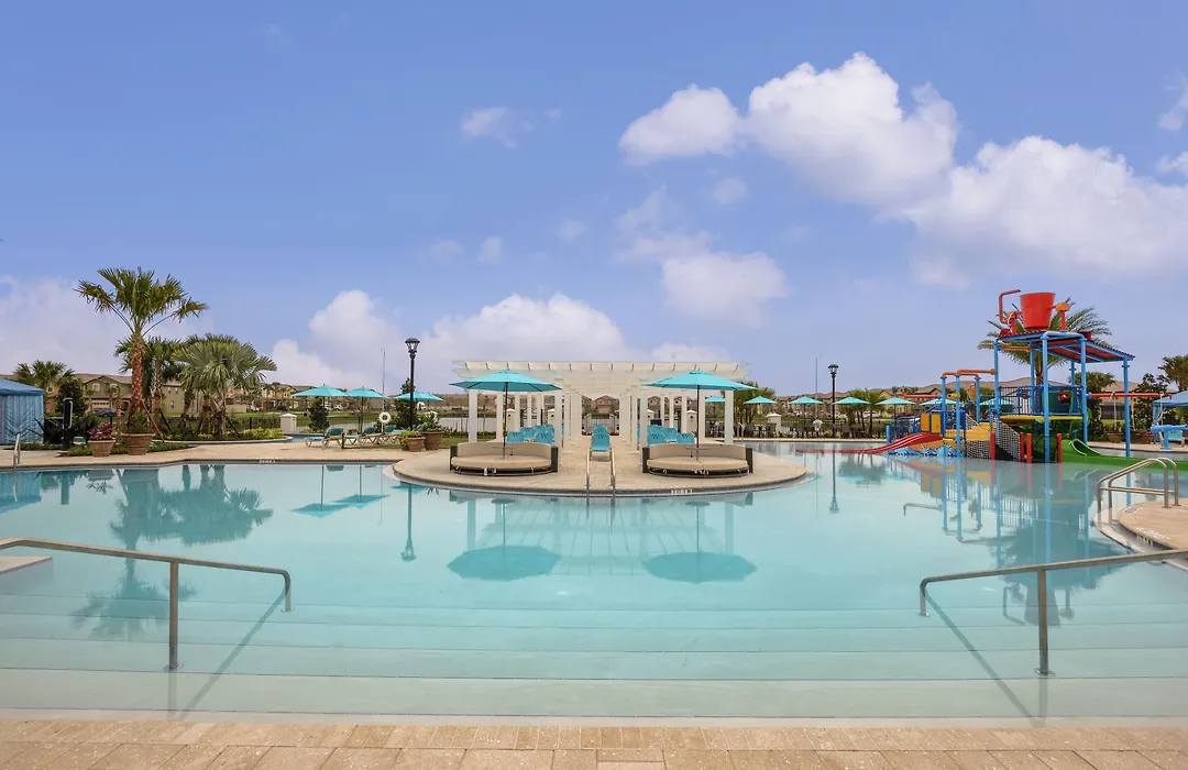 Villa W Private Pool Free Resort Access-1