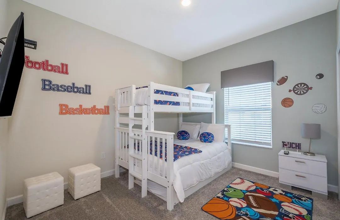 4975An Townhouse 5 Beds & 4 Baths With Private Pool-1