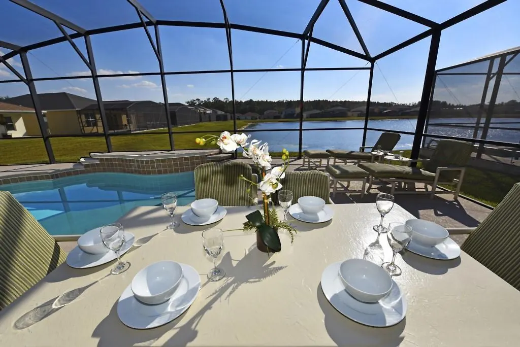Crystal Cove Resort-4704Grrli-1