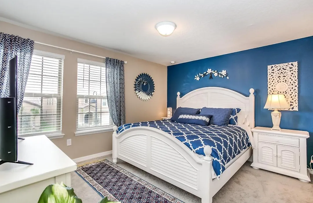 8 Bedroom, 6 Bathroom Upscale Villa Near All The Fun In Kissimmee-1