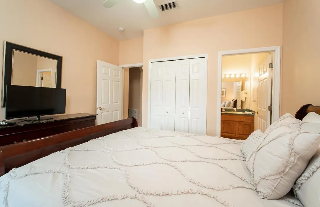 87285 7 Bedroom Pool Home,Cumbrian Lakes Kissimmee-1