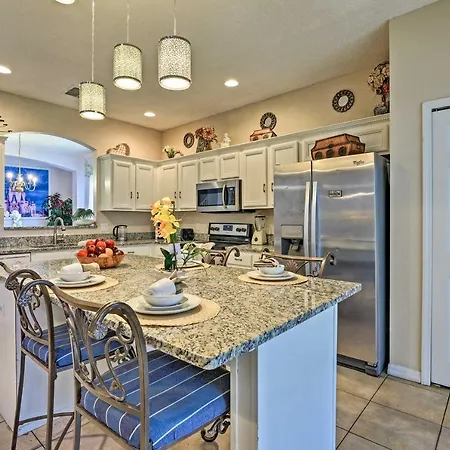 14 Mi To Disney Parks: Spacious Kissimmee Home-3