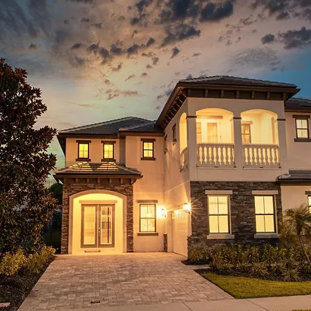 Disney's Bears Den: Luxury Pool Villa with Movie Room-2