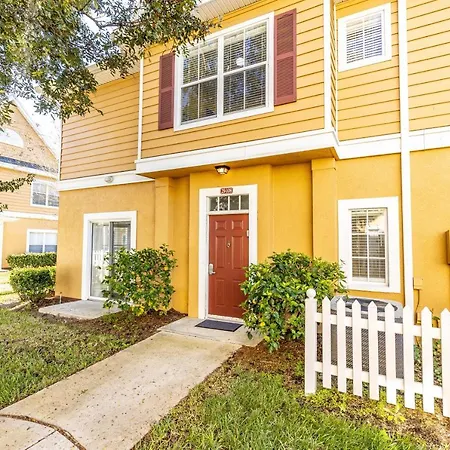 Disney Townhouse With Themed Room-3