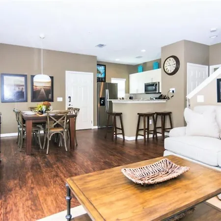 Cozy Four Bedrooms Townhouse At West Lucaya Village Resort 8924-2