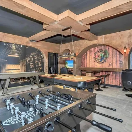 9 Bed Storey Lake Themed Game Room Home-2