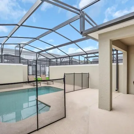 Brand New Storey Lake Resort With Water Slides Townhouse-2