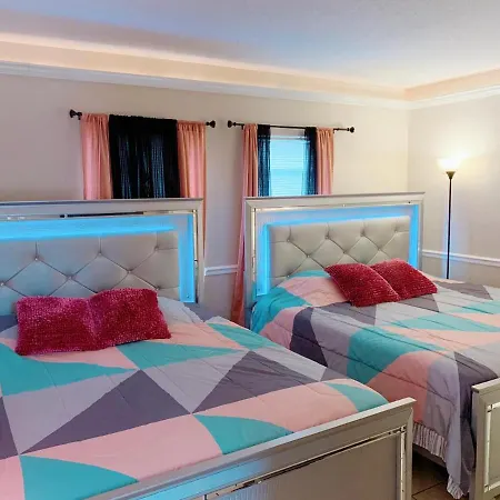 Great Home! Great Location! Pets Welcome-3