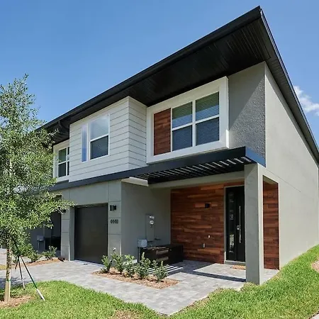 Modern Four Bedrooms Townhouse Retreat Close To Disney And Outlets At Le Reve Resort-2
