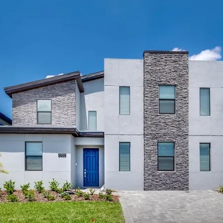 Luxury Lake View 8 Bedroom Villa With Games Room Home-2