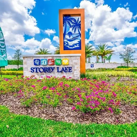 Amazing 5 Bedroom 4 Bathroom Storey Lake 4811Ll Townhouse-2