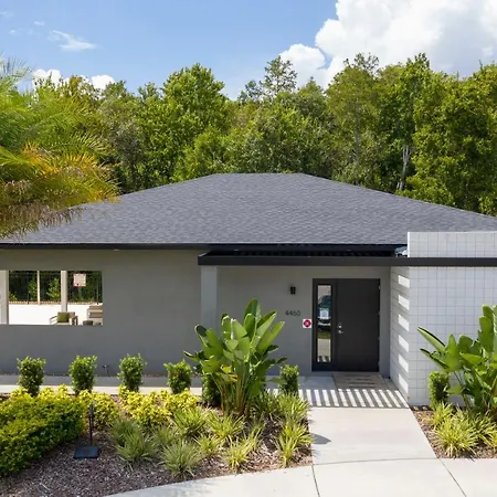 Cozy Four Bedrooms Townhouse Close To All Theme Parks At Le Reve Resort-2