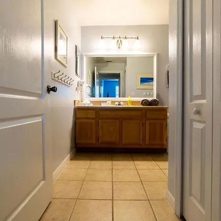 Runaway Beach Club Condo-3